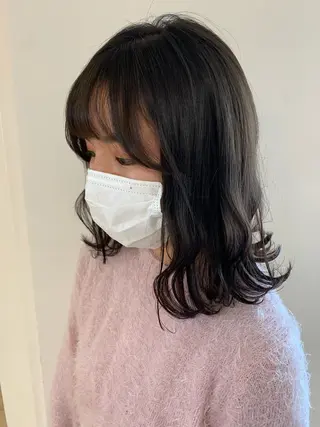 ミディアム カラー 顔まわりカット✄ ベージュカラー🧸のヘアスタイル