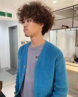 ミディアム パーマ メンズ 村上雅人 ナチュラルモードのヘアスタイル