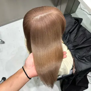 ロング カラー 💫艶ハイトーン×髪 質改善💫リュウトのヘアスタイル