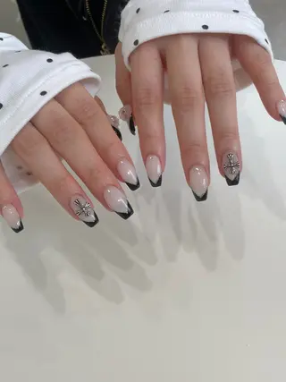 ネイル Limnail🤍 ayaのネイルデザイン