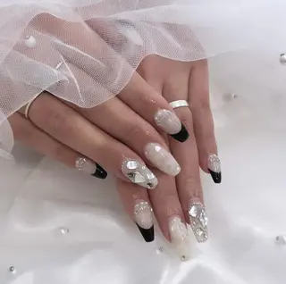 ネイル SALON ELVI.のネイルデザイン