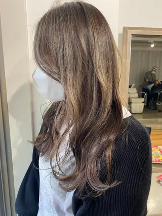 ロング カラー 夜23時まで予約🉑 reverieあきらのヘアスタイル