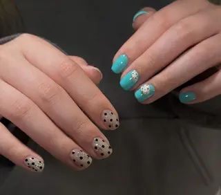 ネイル Molly _nailのネイルデザイン