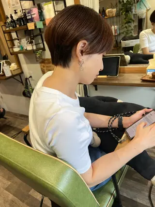 ショート カラーパティシエ facce🌼ikoのヘアスタイル