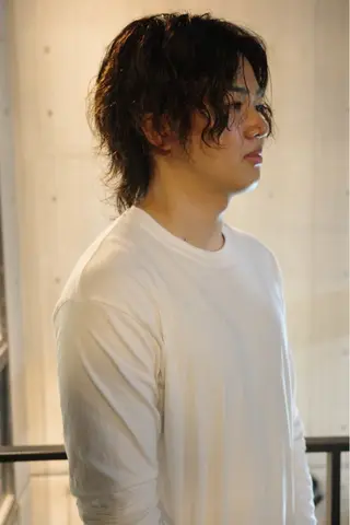ミディアム パーマ メンズ 浅岡 昭汰のヘアスタイル