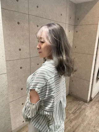 ミディアム 1日1名様限定 予約可能のヘアスタイル