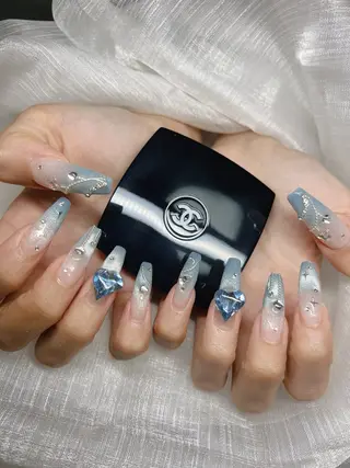 ネイル Lee Nails チップ長さだし専門店のネイルデザイン