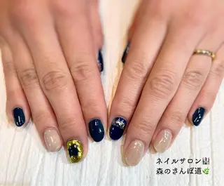 ネイル ショートネイル 森のさんぽ道のネイルデザイン