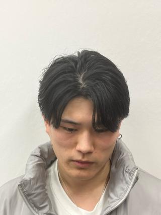 メンズ ヒロ銀座川崎 志田健介のヘアスタイル