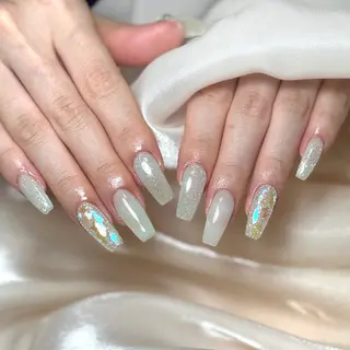 ネイル Maggie Nail🦩のネイルデザイン