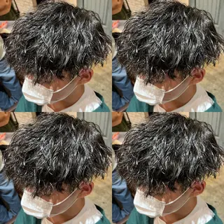 パーマ メンズ ✨美髪改善 特化✨ユウヤ🇰🇷のヘアスタイル