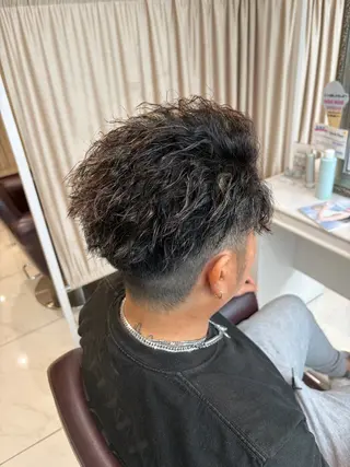 パーマ 佐々木 拓海のヘアスタイル