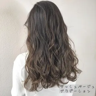 ロング カラー あさだ しゅうたろうのヘアスタイル