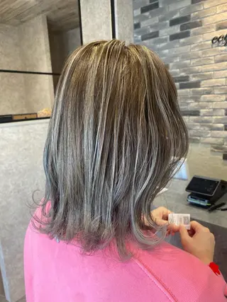 ミディアム カラー ヘアアレンジ 髪質改善🩶 美髪矯正オガタのヘアスタイル