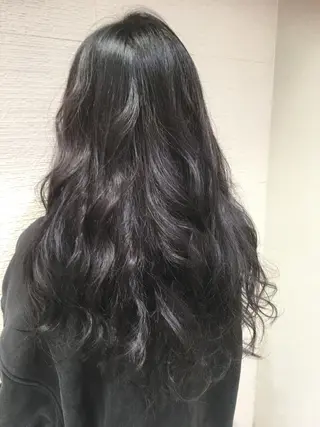 ロング カラー ヘアアレンジ 白髪ぼかしハイライト 茗荷谷駅徒歩2分のヘアスタイル