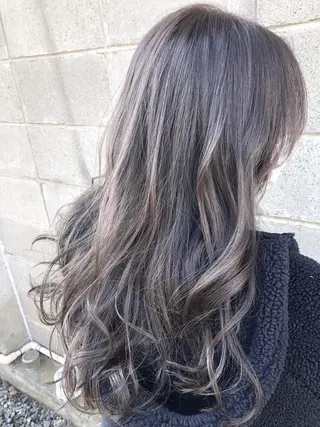 カラー 最高級エクステ /羽エクステ白石宇由のヘアスタイル