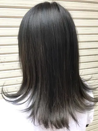ミディアム カラー Blanco Color&Careのヘアスタイル