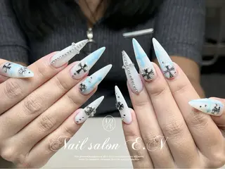 ネイル E.N🦋 長さ出し/持ち込みのネイルデザイン