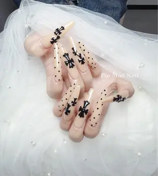 ネイル HANA 長さだしのネイルデザイン