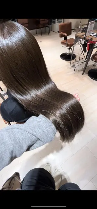 ロング レイヤー/艶感カラー /LILICAのヘアスタイル