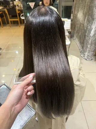 ロング 透明感カラー& メンズアイブロウ専門のヘアスタイル