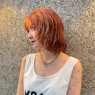 ミディアム カラー 的場 莉音のヘアスタイル