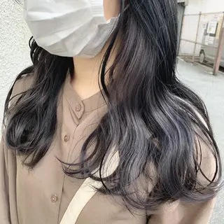 ミディアム カラー スダユーヤ 💫推しカラーウルフのヘアスタイル