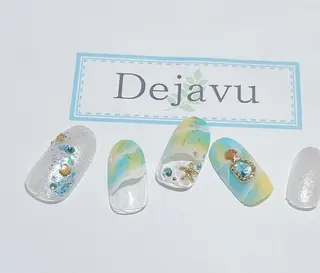 ネイル Nail salon Dejavu 🌿のネイルデザイン