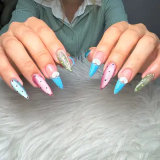 ネイル T.Lee Nail Lilyのネイルデザイン