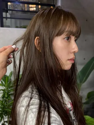 ロング レイヤーカット\ウル フ　chinatsuのヘアスタイル