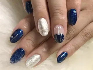 ネイル Yuika. hのネイルデザイン