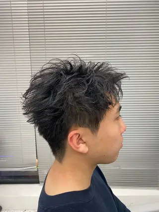 ショート カラー パーマ メンズ特化/ツイスパ /波巻き/松本真生のヘアスタイル