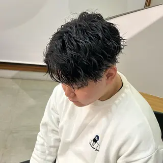 ショート パーマ メンズ 森本 愛華のヘアスタイル