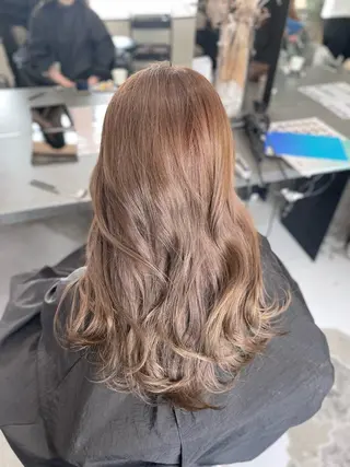 ロング カラー nico麻生 加賀谷 すみれのヘアスタイル