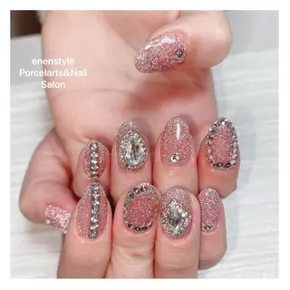 ミディアム ネイル 🐾enen style 🐾のネイルデザイン