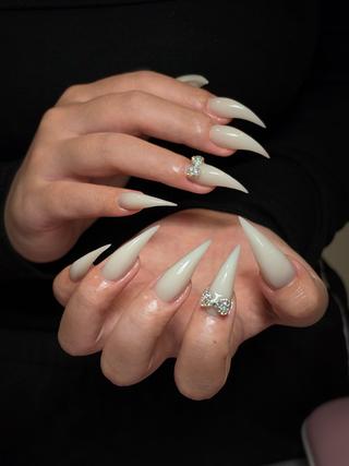 ネイル Aria Nail Beautyのネイルデザイン