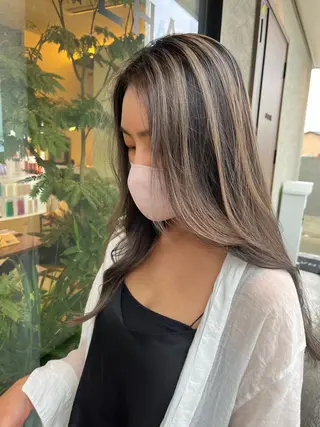 セミロング カラー 手塚 亮汰のヘアスタイル