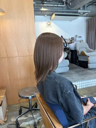 ミディアム 樽川 紗月のヘアスタイル