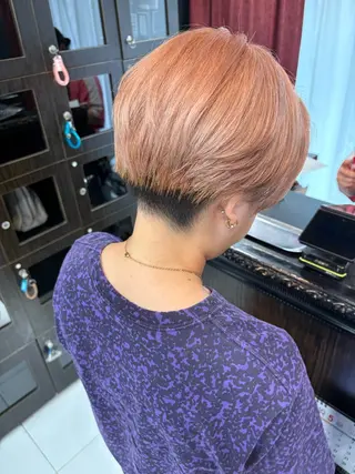 ショート カラー 🦋YUI 髪質改善 ブリーチ 着付け🦋のヘアスタイル