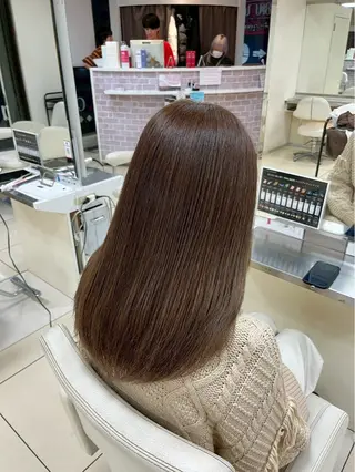 ロング 津田 佳稟のヘアスタイル