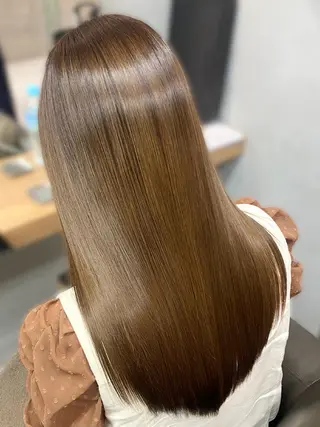 ロング パーマ 艶カラー✨️髪質改善 🪽縮毛矯正mamiのヘアスタイル