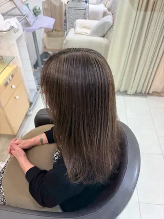 ロング 透明感カラー／ 艶髪／たなべだいのヘアスタイル