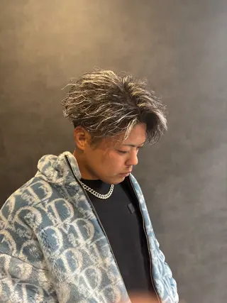 ショート カラー パーマ メンズ 原田 尚満 メンズヘア特化のヘアスタイル