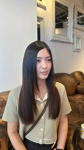 ロング INOSHITA TAEのヘアスタイル