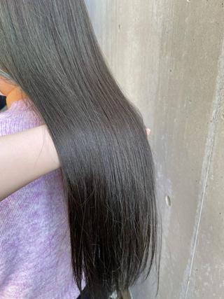 カラー デザインカラー／ 梶本 乃梨叶のヘアスタイル