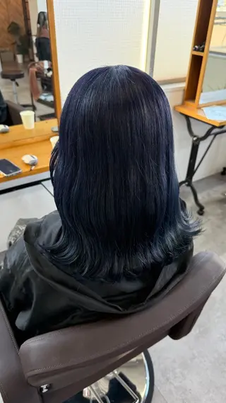 ミディアム 渡辺 皐志 Li's 布施のヘアスタイル
