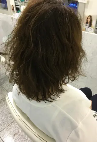 ミディアム パーマ 川合 勇気のヘアスタイル
