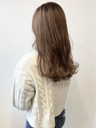カラー MYRTLE TSUNODAのヘアスタイル