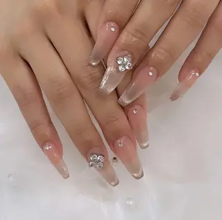ネイル SALON ELVI.のネイルデザイン