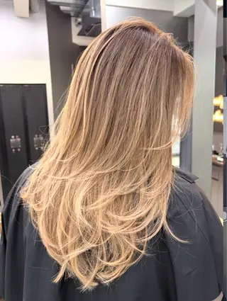 ロング Kotomi 🇺🇸💋のヘアスタイル
